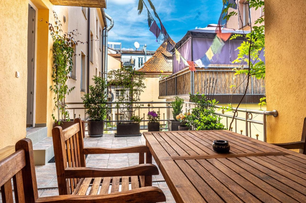 Ferienwohnung Am Spittlerturm Nürnberg Exterior foto