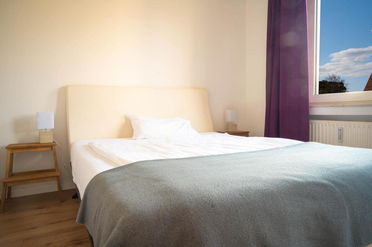 Ferienwohnung Am Spittlerturm Nürnberg Exterior foto
